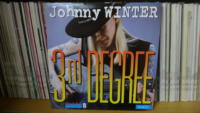 4_227-Johnny-Winter